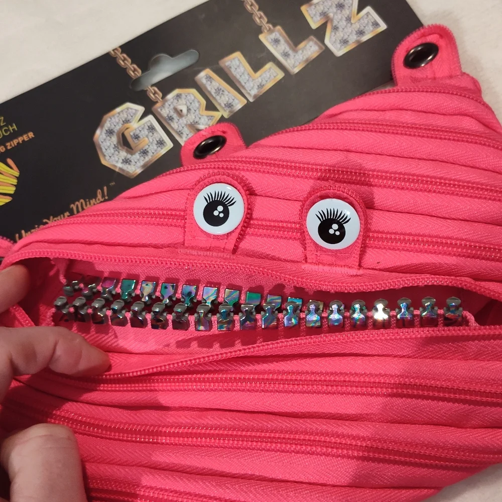 NWT! ZIPNWT!! ZIP-IT GRILLZ PENCIL POUCH/CASE!